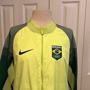 Nike Women’s Sportswear Team Brasil Dynamic Reveal Olympic Jacket NWT Size M